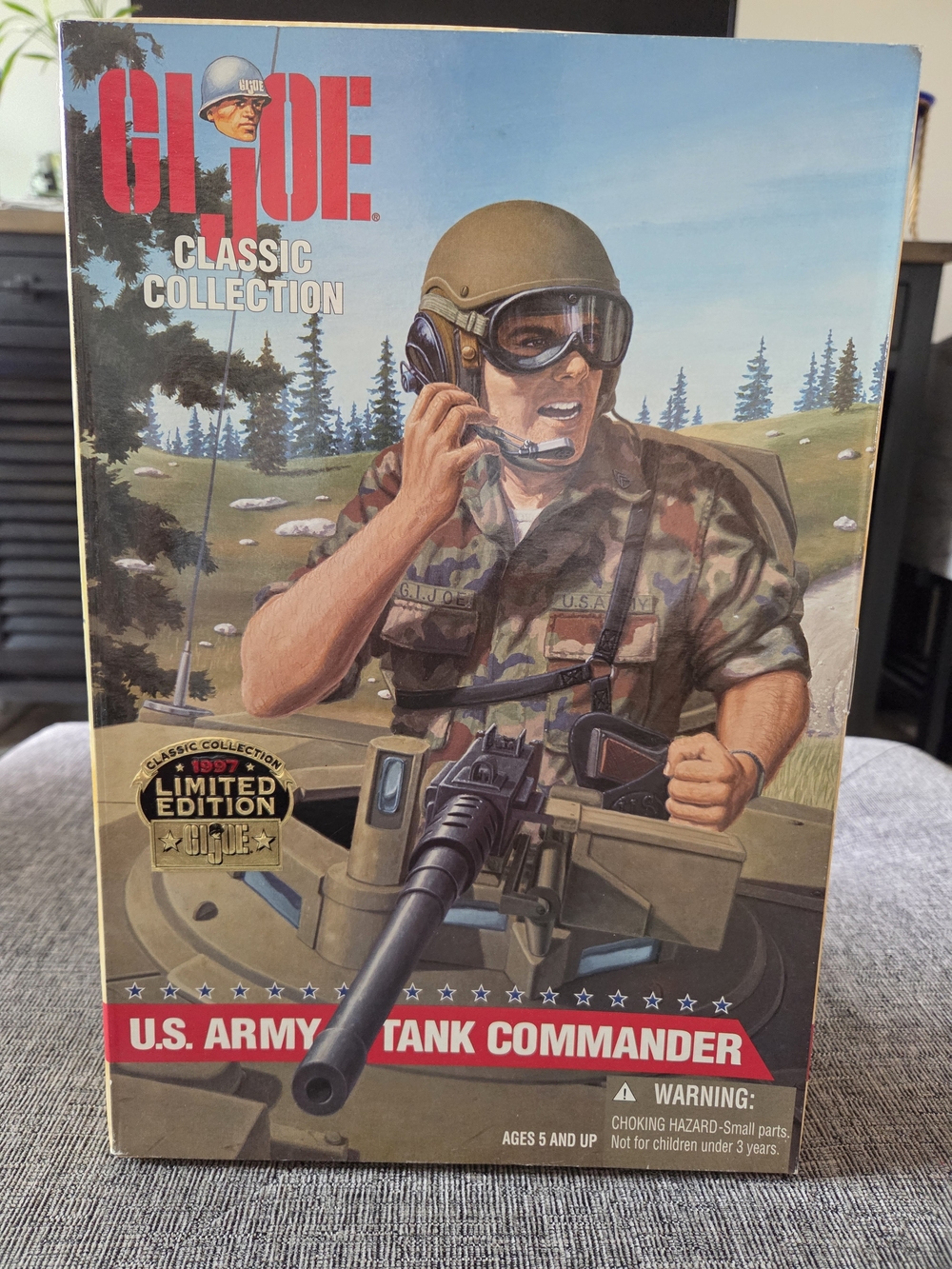 GI JOE 1997 U.S. ARMY TANK M-1 ABRAMS COMMANDER 1997 Limited Edition